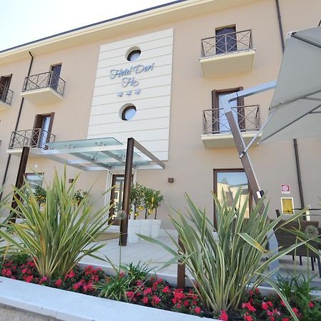Hotel Dori Peschiera del Garda Bagian luar foto