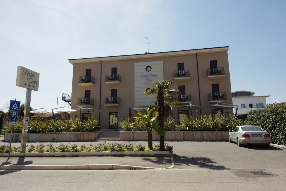 Hotel Dori Peschiera del Garda Bagian luar foto