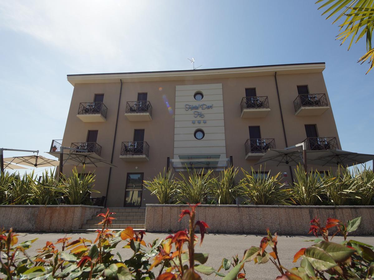 Hotel Dori Peschiera del Garda Bagian luar foto